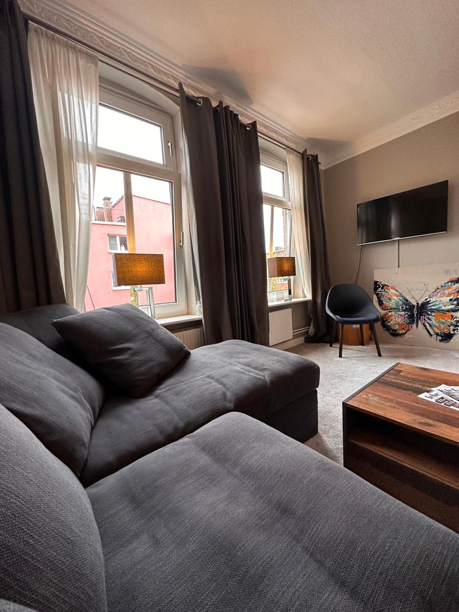 Апартаменты Moderner Altbaucharme In Zentraler Lage Киль Экстерьер фото